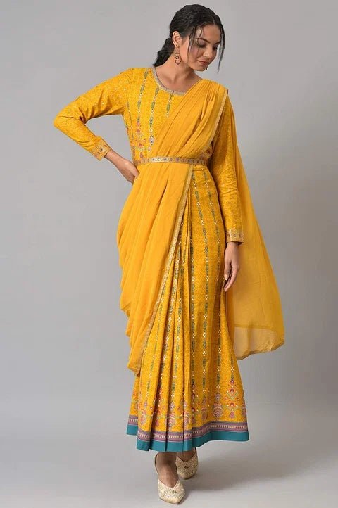 Yellow Glitter Printed Festive Saree Dress With Belt - View 3