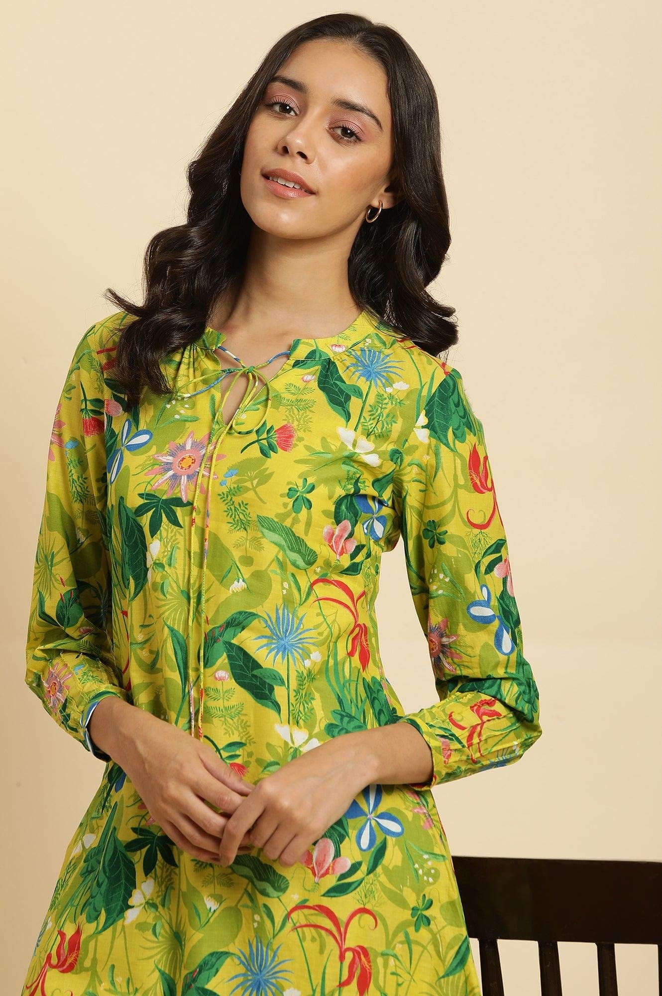 Green Floral Printed A-Line Kurta &amp; Pants Co-Ord Set - View 7